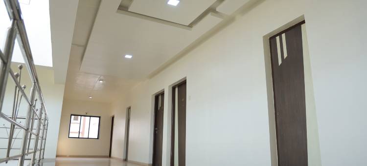 锡尔瓦萨乌特卡什酒店(Utkarsh Hotel)图片