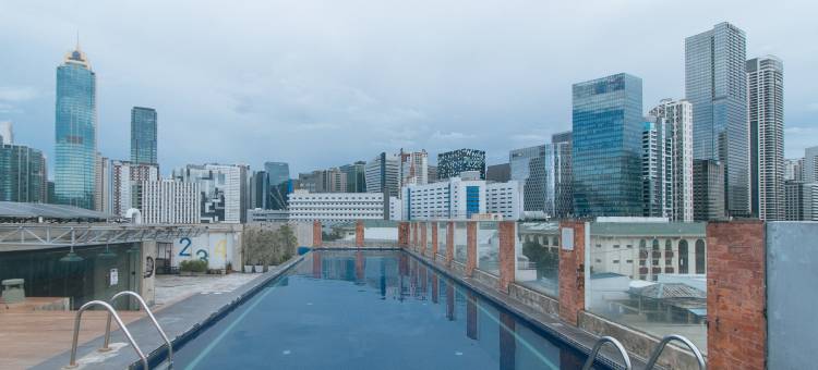 RedDoorz Premium @ MyTown New York图片