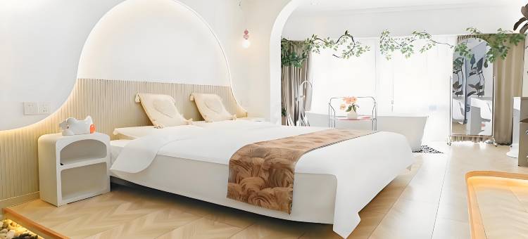 YZW·米可设计师酒店(徐州苏宁广场店)图片