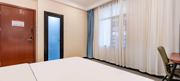 南昌添美快捷宾馆(昌北机场店)图片