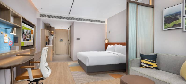 长白山高铁站温泉希尔顿惠庭酒店图片