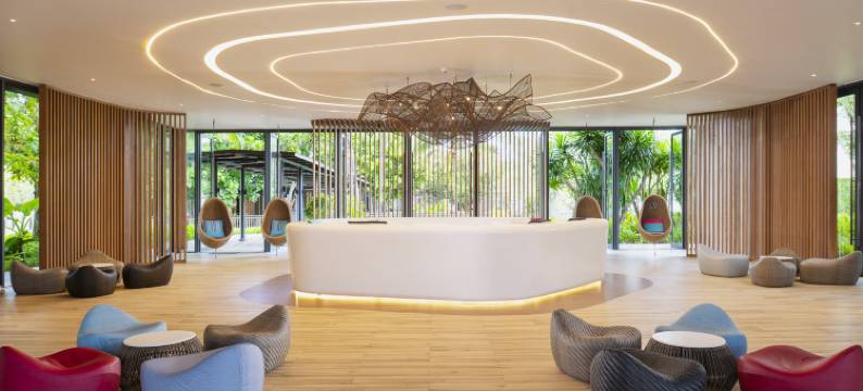 普吉岛遨舍度假酒店(OZO Phuket)图片