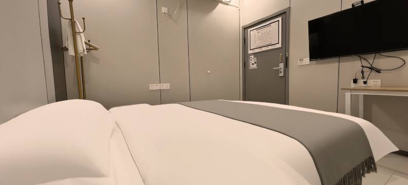 重庆晨权酒店(重庆西站店)图片