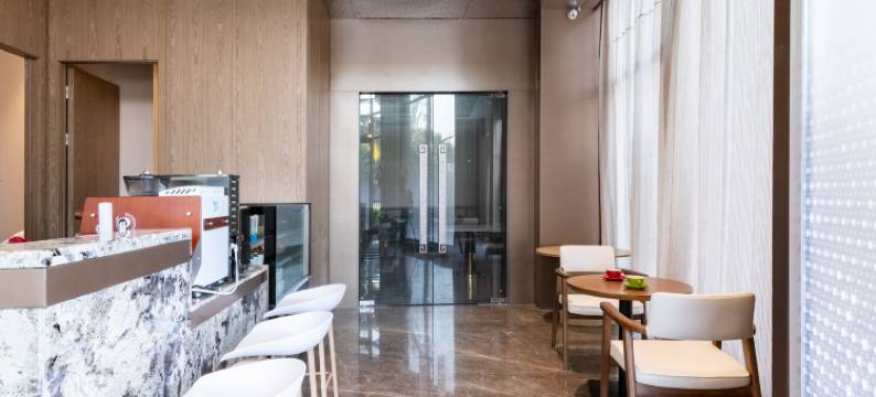 元江宝丽国际酒店(太阳城商业广场店)图片