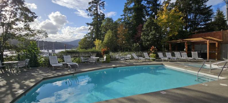 布伦特伍德海湾度假酒店及Spa(Brentwood Bay Resort & Spa)图片