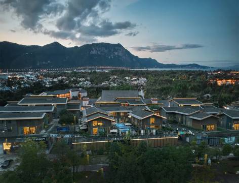 一宅新中式合院·智能客控丨设计师美学轻奢酒店(雅安高铁站店)图片