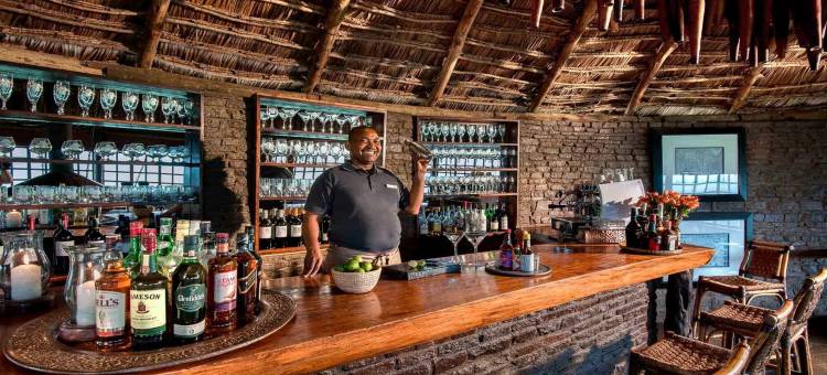 恩戈罗恩戈罗火山口酒店(Ngorongoro Crater Lodge)图片