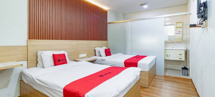 红多兹酒店-丹戎杜伦(RedDoorz Plus @ Suba Hotel Tanjung Duren)图片