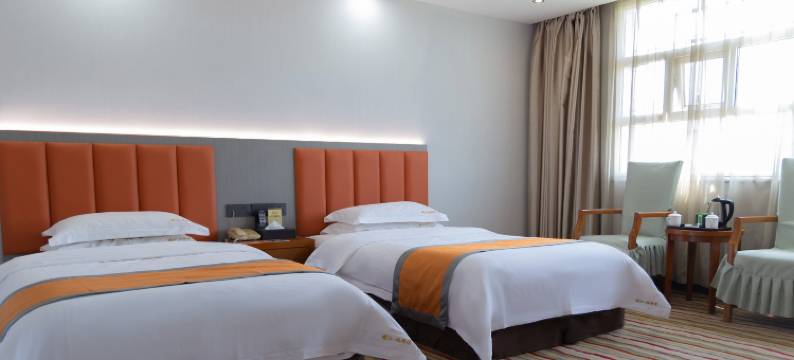 恩施耀江裕隆湾大酒店(恩施女儿城店)图片