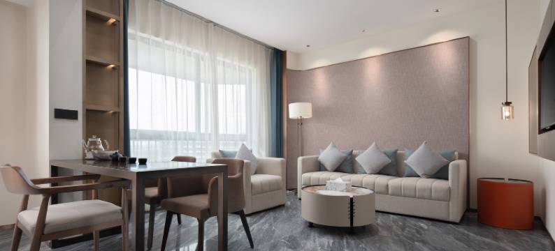 海澜宁邸酒店(新海港码头会展中心店)图片