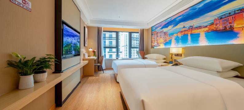 悦来好客·雲际·智享高空景观酒店(六盘水高铁站人民广场店)图片
