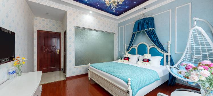 爱情海岸酒店(峨眉山报国寺游客中心店)图片