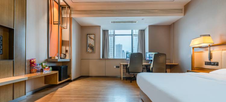 网鱼电竞酒店(武汉汉口火车站店)图片