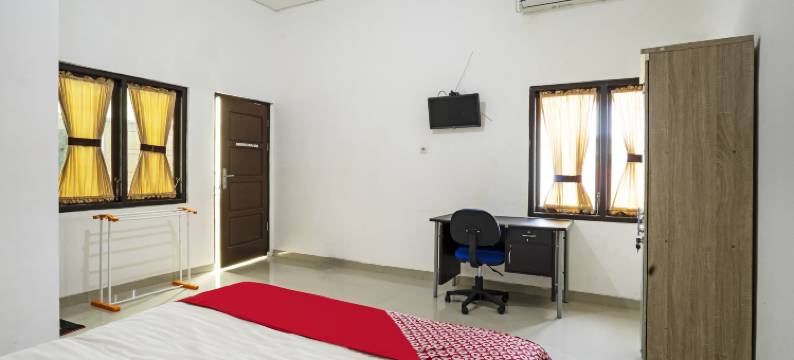 OYO 90595费雷萨科斯特伊斯兰酒店(OYO 90595 Ferezsa Kost Syariah)图片