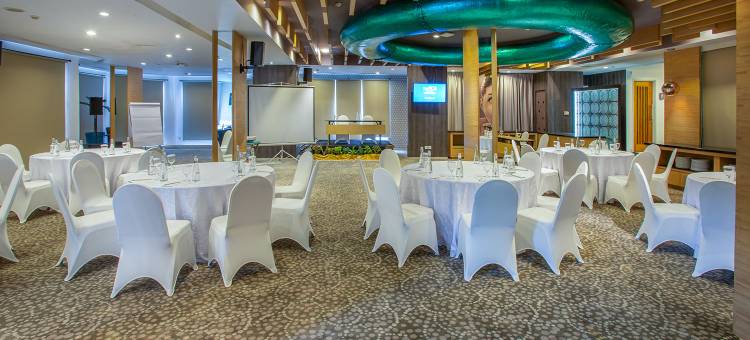 雅加达塞达尤达尔玛旺萨1O1酒店(THE 1O1 Jakarta Sedayu Darmawangsa)图片