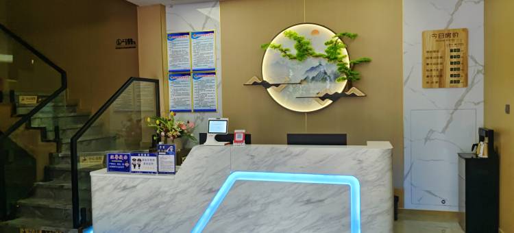 月畔湾轻奢酒店图片