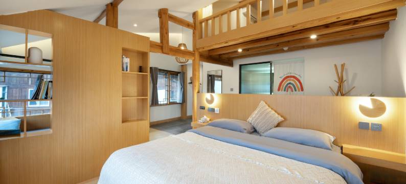 嶺上久住Villa观景民宿(西江千户苗寨店)图片