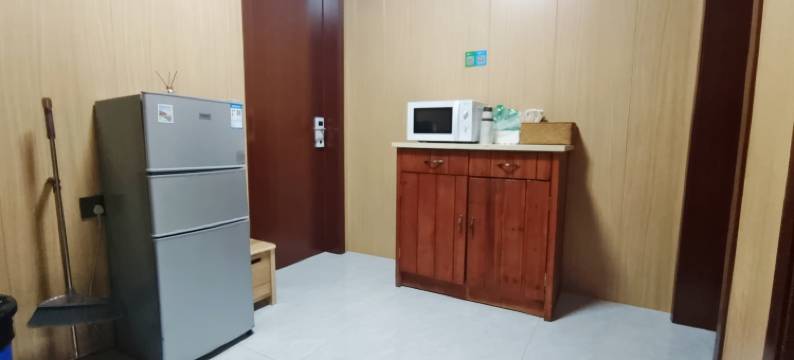 舒寓民宿(安徽中医药大学第一附属医院三里庵地铁站店)图片