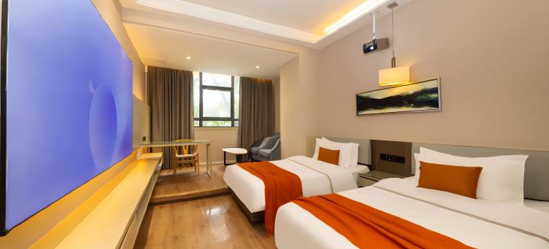 由里尚雅智慧酒店(自贡汽车客运总站第四人民医院店)图片