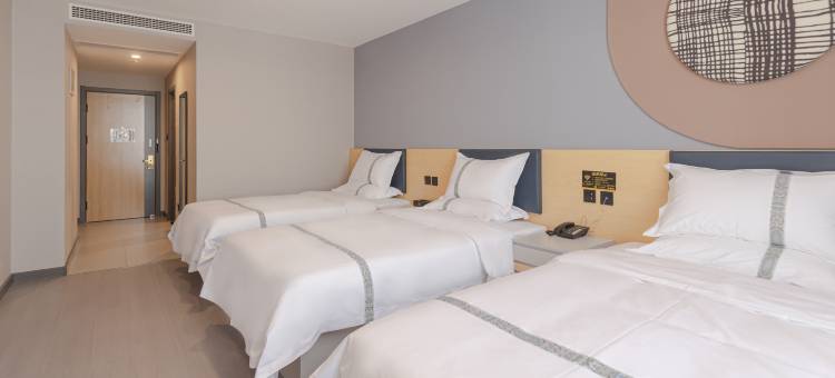 如家UP华驿精选酒店(天津滨海新区泰达MSD青年广场店)图片