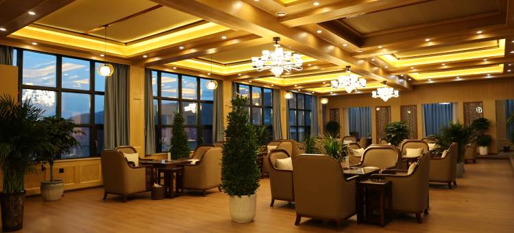 阿坝县亚砻仓大酒店图片