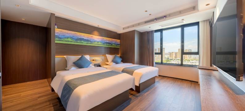 颐家·锦澜酒店(伊宁伊犁河风景区店)图片