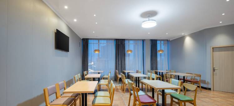 越家国际酒店(恒茂梦时代南昌火车站店)图片