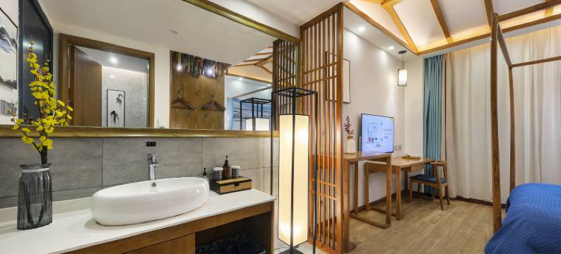 元居那山酒店(郑州中原万达探十里店)图片