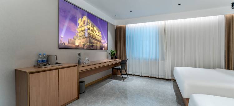 云起山下酒店(华山北站华岳大道店)图片