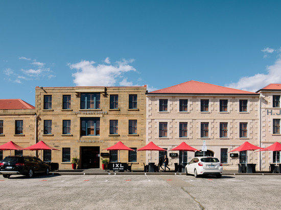 亨利琼斯艺术酒店