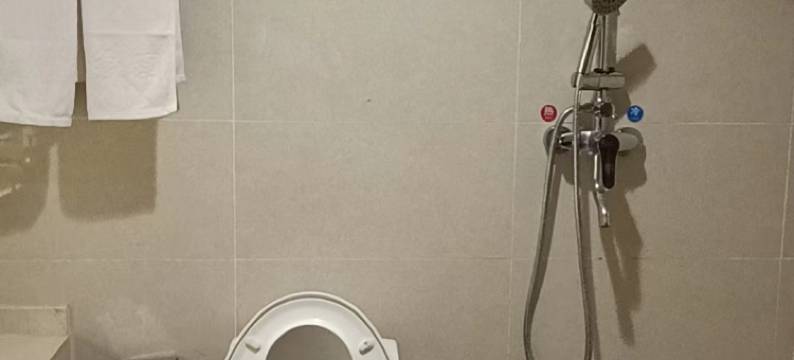 麒麟阁健足酒店(珲春龙源西街海鲜街店)图片