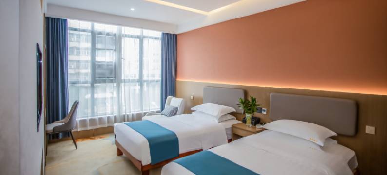 英山锦泰康年大酒店图片