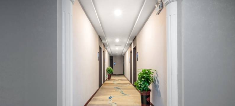 秀水湾温泉酒店(邓州古城广场火车站店)图片