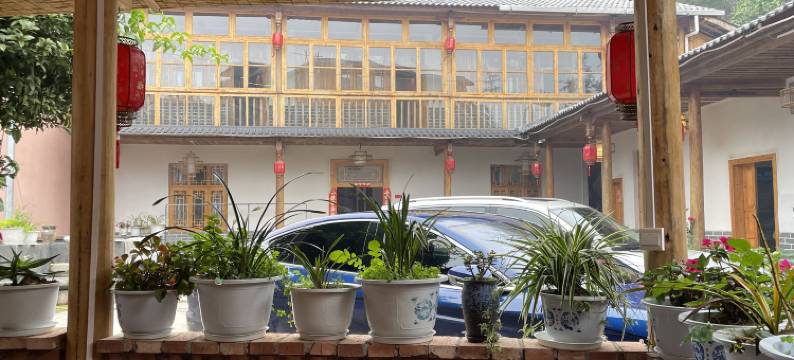 茨竹坝观云海半山云居民宿图片