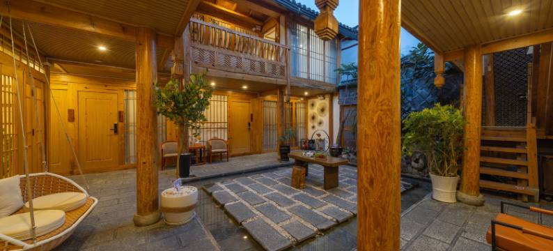丽江古城东坡楼客栈(大水车店)图片