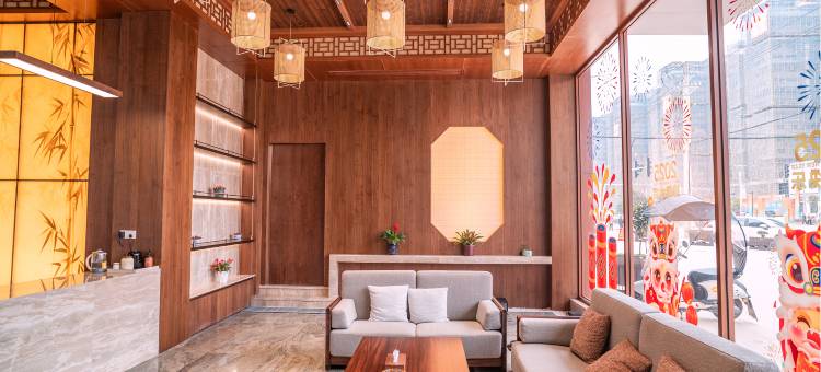 荷田花园酒店(通山迎宾大道职业教育中心店)图片