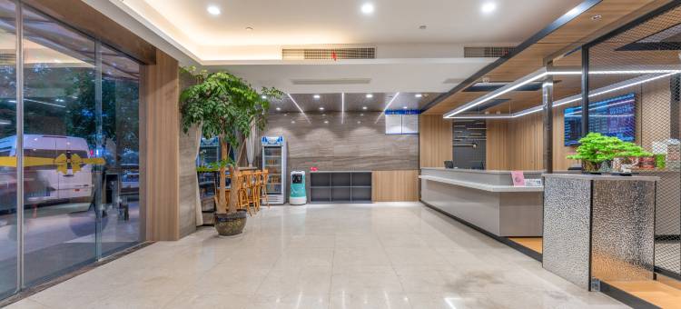 秦·舒居酒店(横店影视城秦王宫店)图片