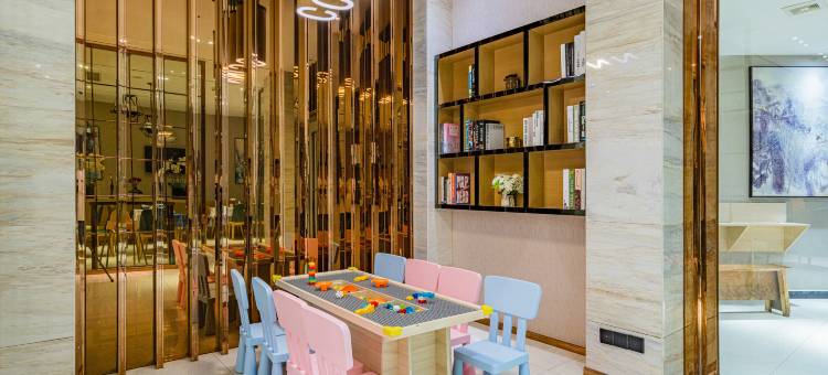 丽呈君顿酒店(重庆解放碑步行街洪崖洞店)图片