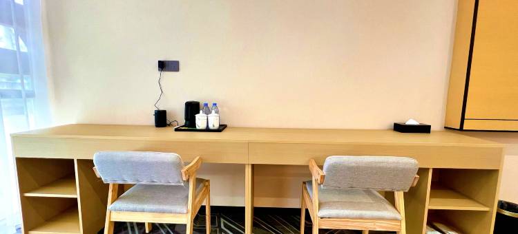 开蔓国际酒店(毕节高铁站店)图片