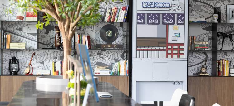乌鲁木齐高铁站万达美华酒店图片