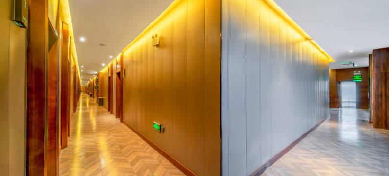 斗鱼电竞酒店(淮南蔡新路店)图片