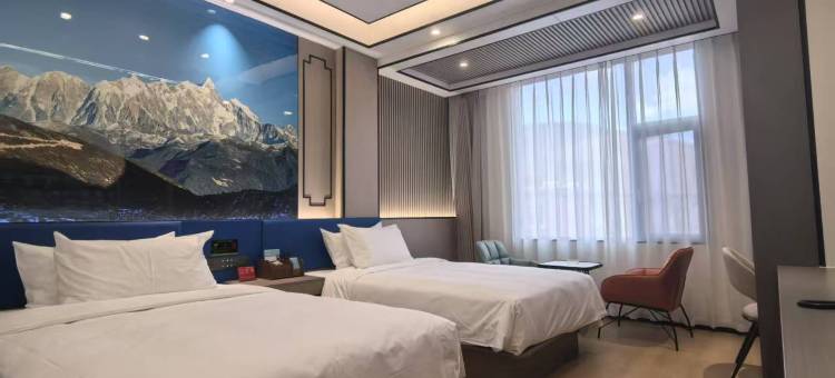 兰欧尚品酒店(甘孜巴塘店)图片