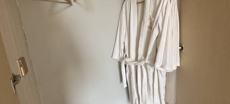 水岸假日精品酒店(丹江口大坝景区店)图片