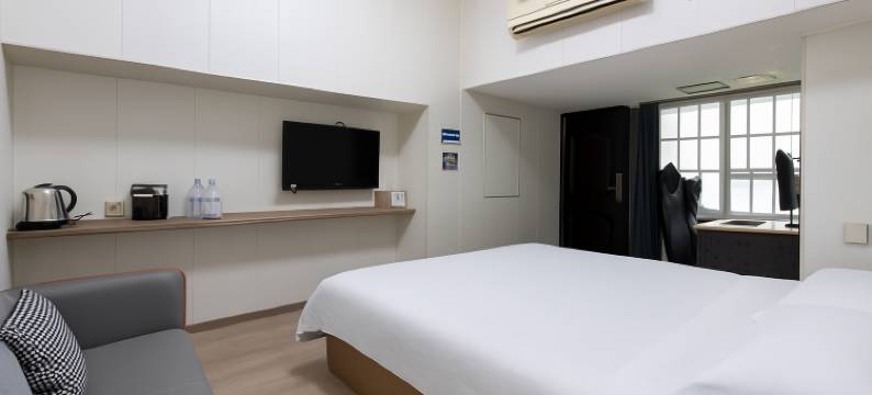 盛泰天缘电竞酒店(九江火车站店)图片