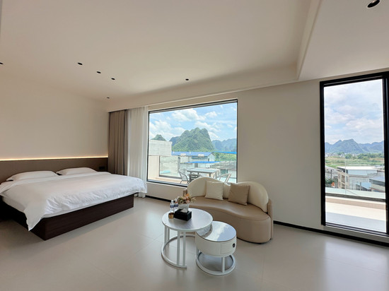 都安漫山河畔民宿