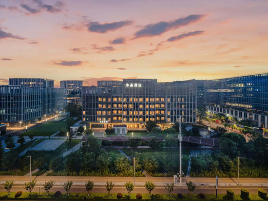 上海虹桥机场国展中心桔子水晶酒店