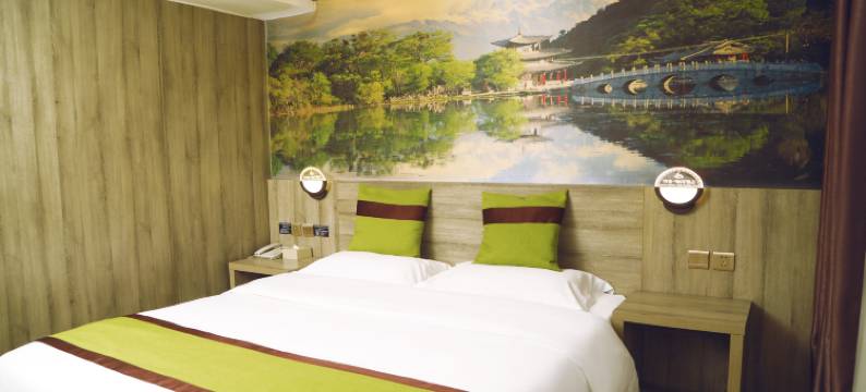 润佳·沁尚精品酒店(西安空军工程大学长乐坡地铁站店)图片