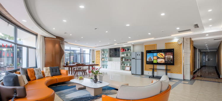 纳鲁汇瑞丨云顶360°空中花园观景酒店(景洪告庄西双景星光夜市店)图片