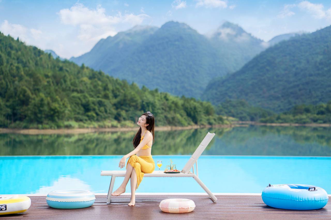 韶关乳源蓝山源岭南东方温泉酒店图片