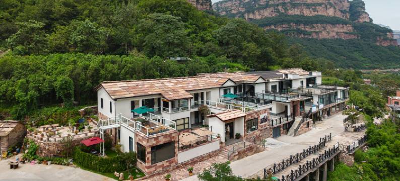 叁笙·云陌Couryard·设计师山景民宿(石板岩太行大峡谷店)图片